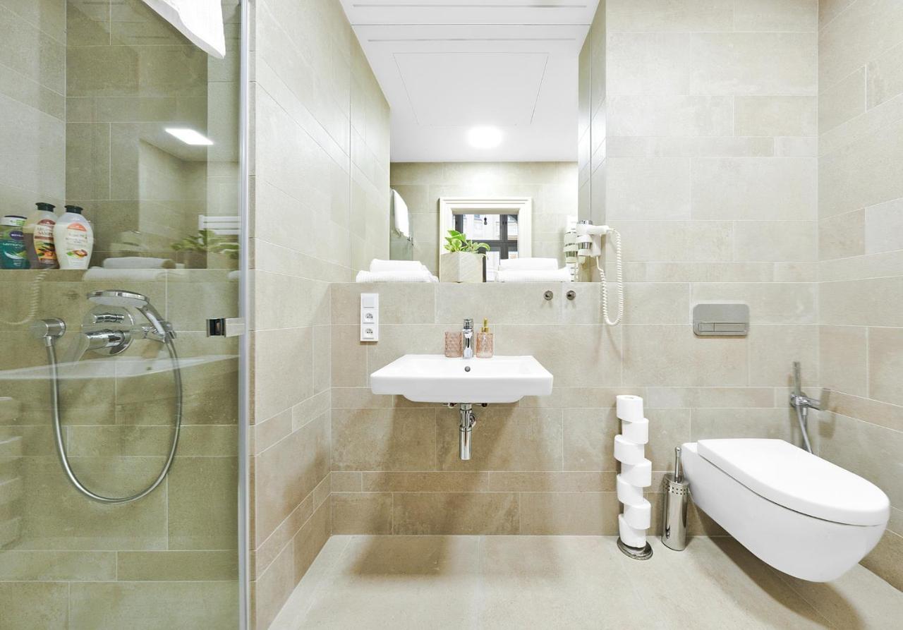 Apart Otel Dlouha - Old Town 4*